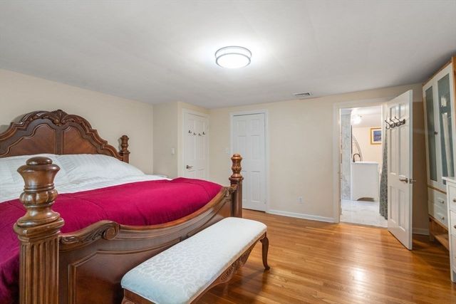 560 Worcester Street, Wellesley, MA 02481