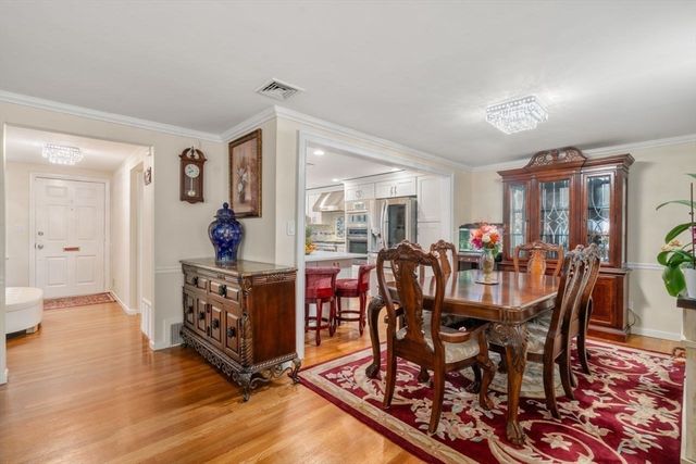 560 Worcester Street, Wellesley, MA 02481