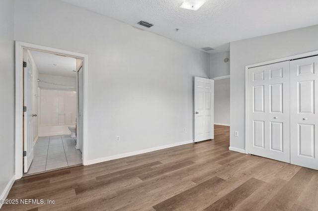 6070 MAGGIES Circle, 113, Jacksonville, FL 32244