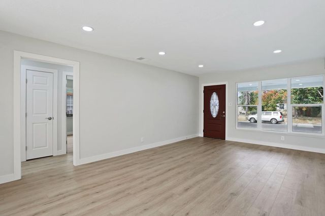 4630 Lemon Hill Ave, Sacramento, CA 95824