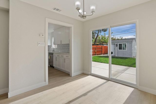 4630 Lemon Hill Ave, Sacramento, CA 95824