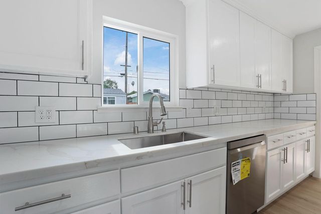 4630 Lemon Hill Ave, Sacramento, CA 95824