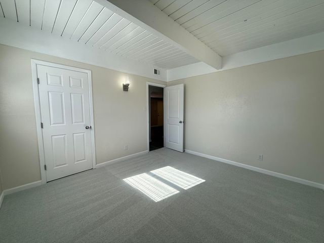 2732 Florida Street NE, Albuquerque, NM 87110