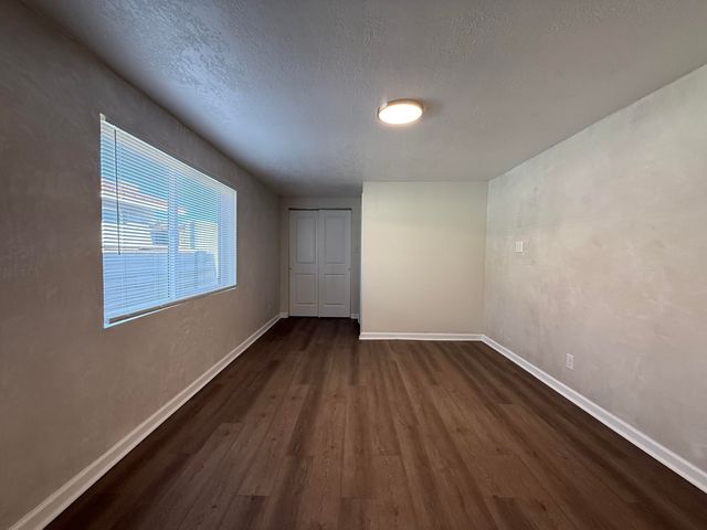 2732 Florida Street NE, Albuquerque, NM 87110
