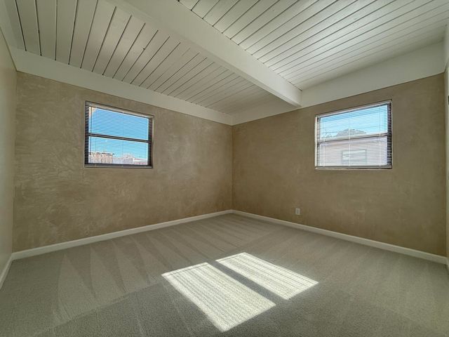 2732 Florida Street NE, Albuquerque, NM 87110