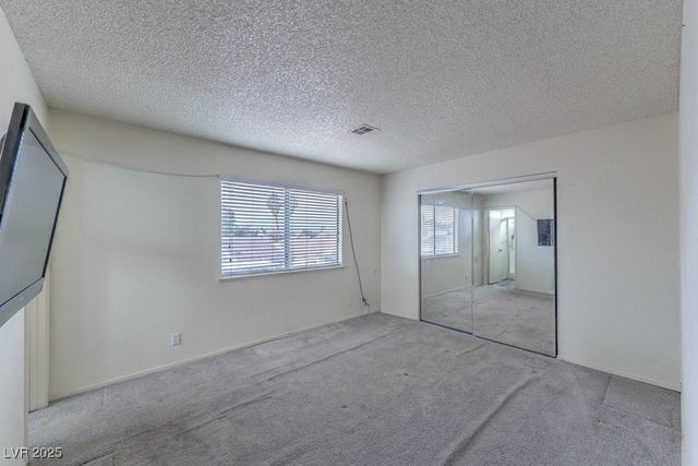 581 Carleton Drive, Henderson, NV 89014