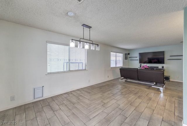 581 Carleton Drive, Henderson, NV 89014