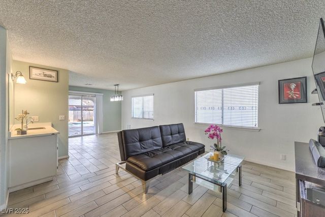 581 Carleton Drive, Henderson, NV 89014