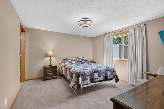 5795 Amy Lane, Maple Plain, MN 55359