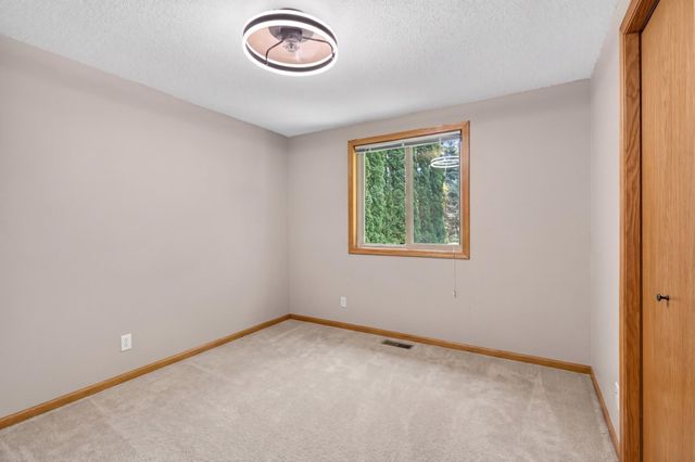 5795 Amy Lane, Maple Plain, MN 55359
