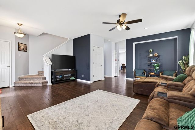 8911 S 167th Street, Omaha, NE 68136