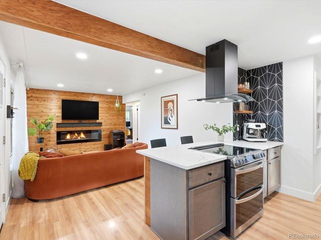 7610 W 24th Avenue, Lakewood, CO 80214