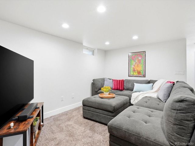7610 W 24th Avenue, Lakewood, CO 80214