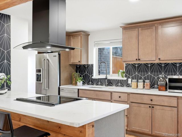 7610 W 24th Avenue, Lakewood, CO 80214