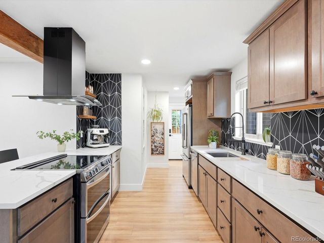 7610 W 24th Avenue, Lakewood, CO 80214