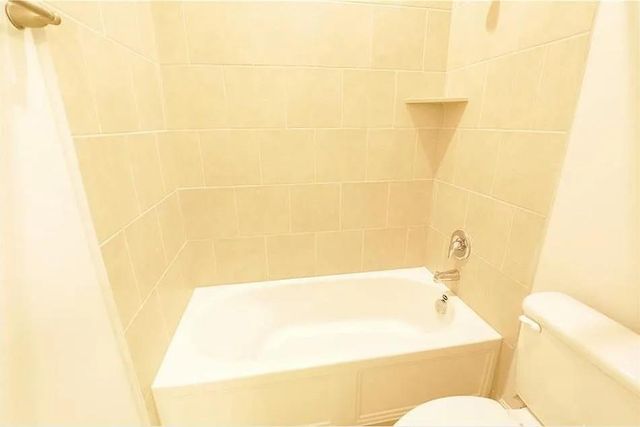 135 Horseshoe CV, Kyle, TX 78640