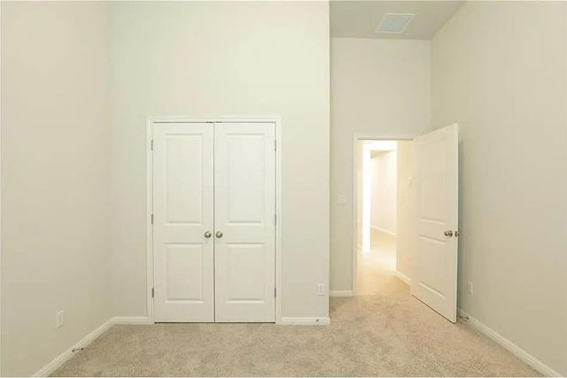 135 Horseshoe CV, Kyle, TX 78640