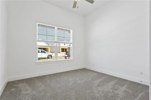 135 Horseshoe CV, Kyle, TX 78640