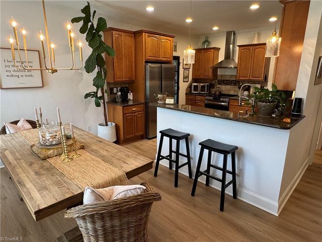 254 Raspberry Ridge Drive, Clemmons, NC 27012