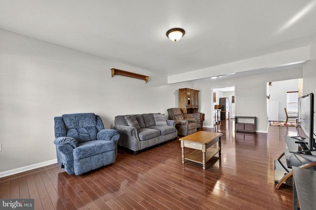 67 C EDWARD LN, Charles Town, WV 25414