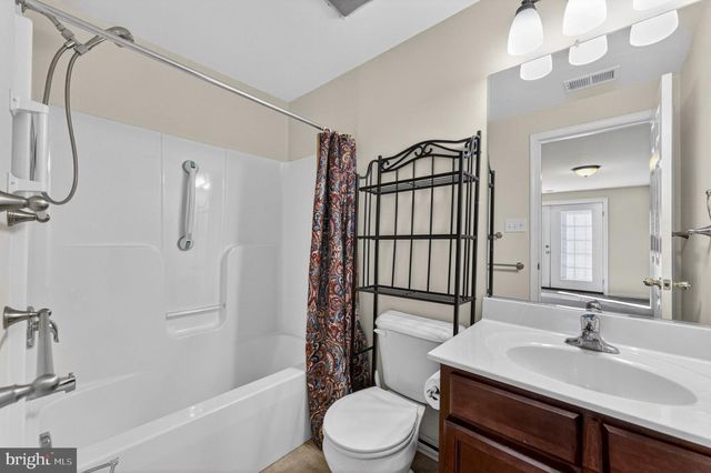 67 C EDWARD LN, Charles Town, WV 25414