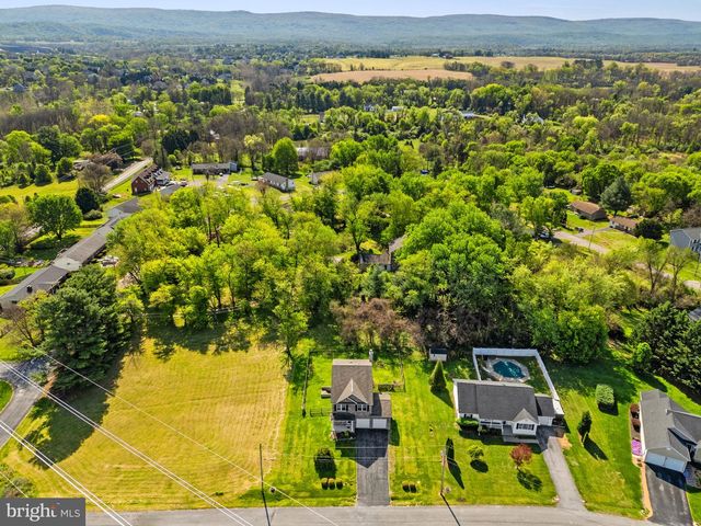 67 C EDWARD LN, Charles Town, WV 25414