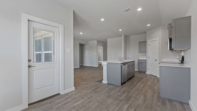 2712 FLOWERS Drive, Denton, TX 76205