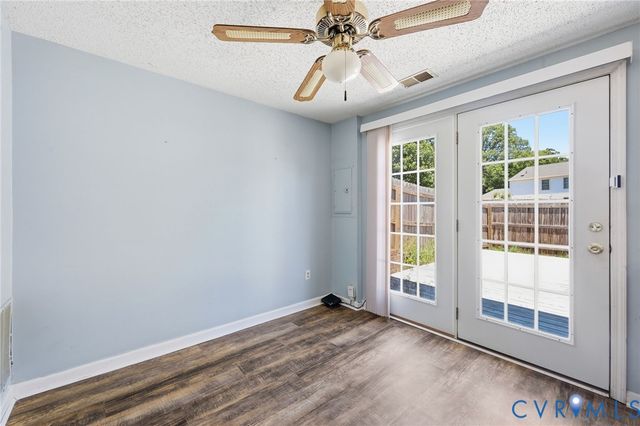 9707 Candace Ct, Glen Allen, VA 23060