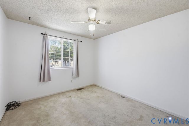 9707 Candace Ct, Glen Allen, VA 23060