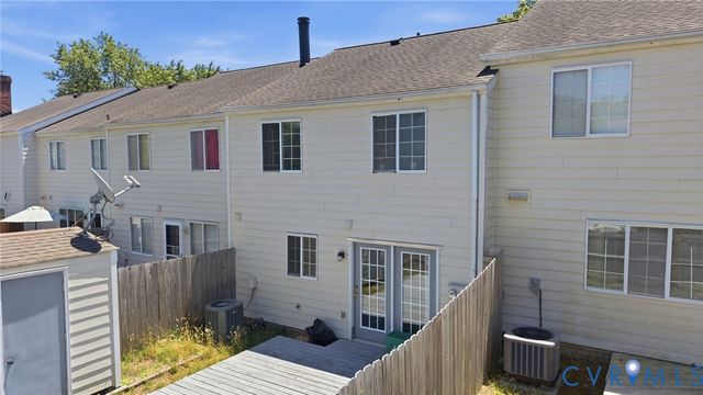 9707 Candace Ct, Glen Allen, VA 23060