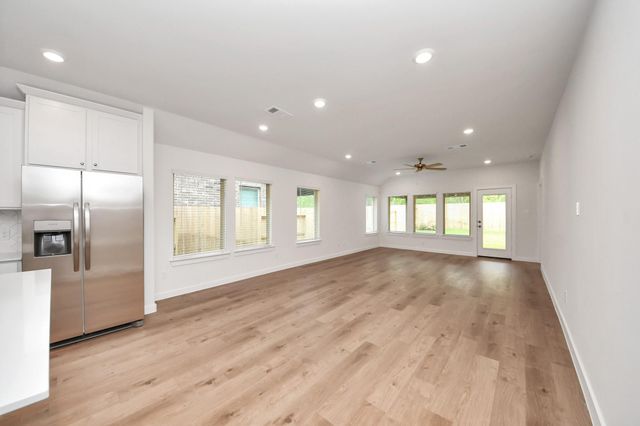 31815 Autumn Spur Lane, Hockley, TX 77447