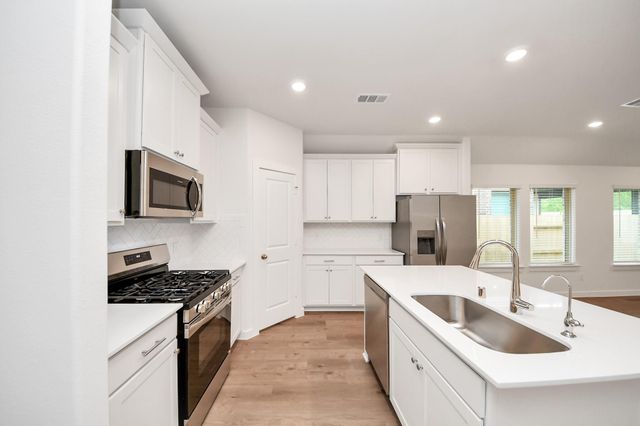 31815 Autumn Spur Lane, Hockley, TX 77447