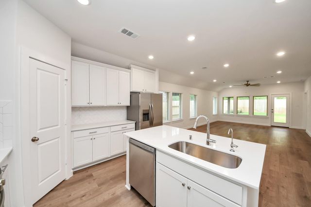 31815 Autumn Spur Lane, Hockley, TX 77447