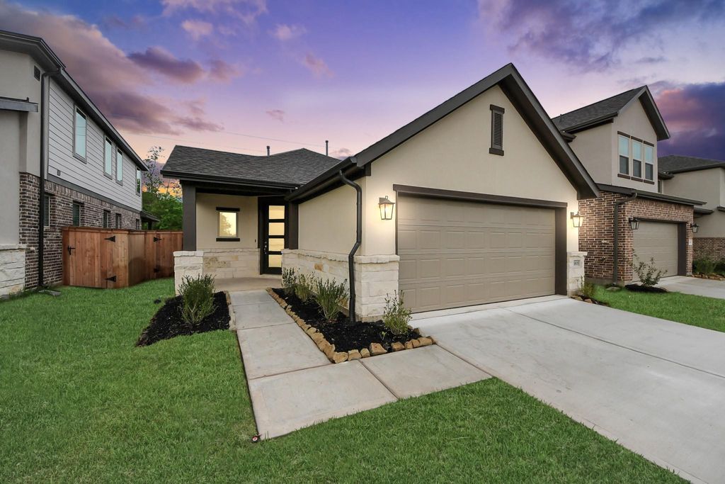 31815 Autumn Spur Lane, Hockley, TX 77447