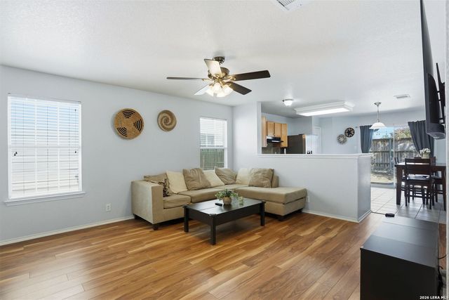 215 Adelaide Oaks, San Antonio, TX 78249