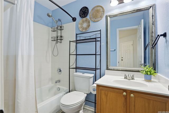 215 Adelaide Oaks, San Antonio, TX 78249