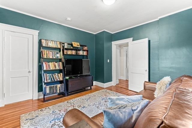 55 Redlands Road, Boston, MA 02132