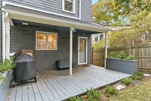 55 Redlands Road, Boston, MA 02132