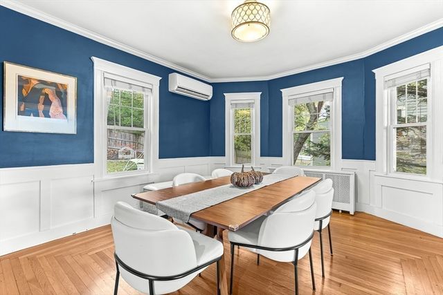 55 Redlands Road, Boston, MA 02132