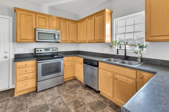 332 Capstone Lane, Spartanburg, SC 29301