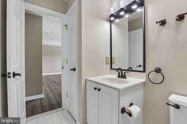 905 LAUREN WAY, Baltimore, MD 21226