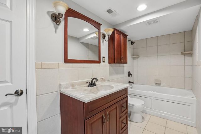 905 LAUREN WAY, Baltimore, MD 21226