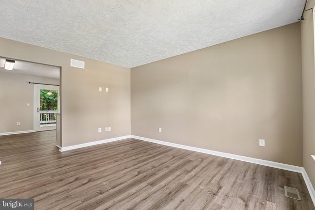 905 LAUREN WAY, Baltimore, MD 21226