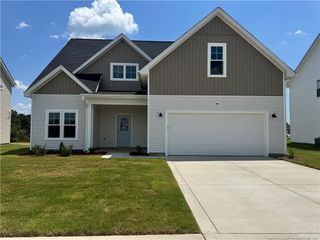 166 Peeler Circle, Raeford, NC 28376