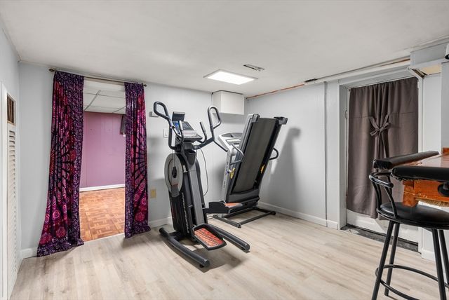 19 New Ludlow Rd, Granby, MA 01033