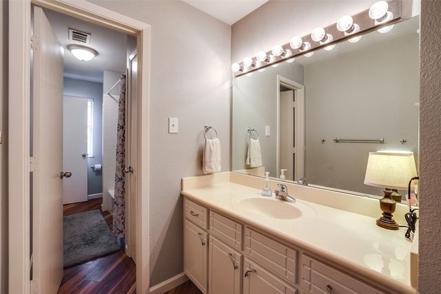 8 Velvet Court, Mansfield, TX 76063