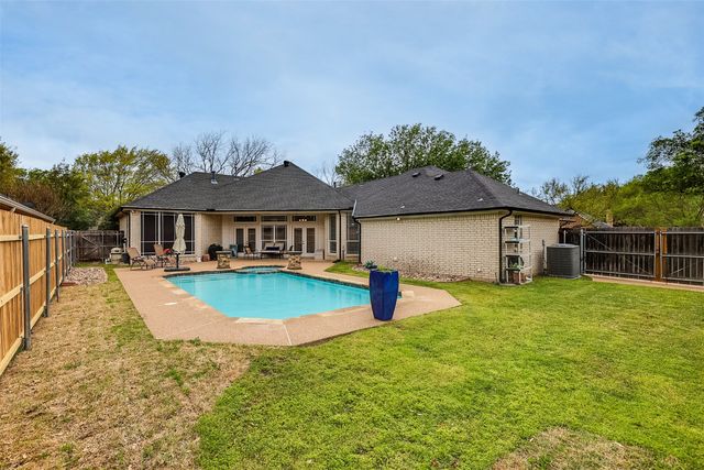 8 Velvet Court, Mansfield, TX 76063