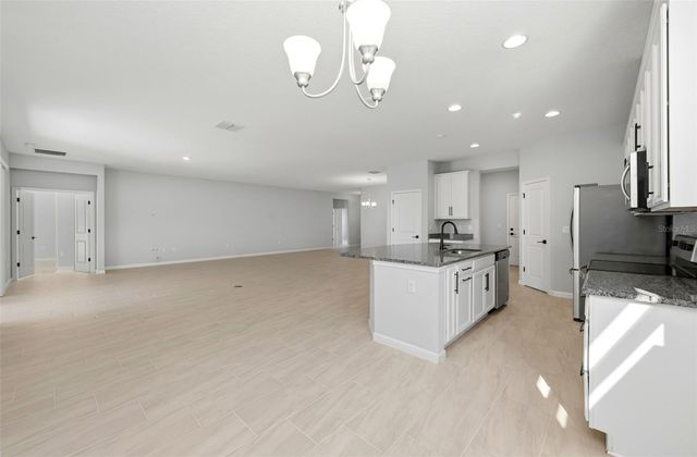 575 AVILA PLACE, Howey In The Hills, FL 34737