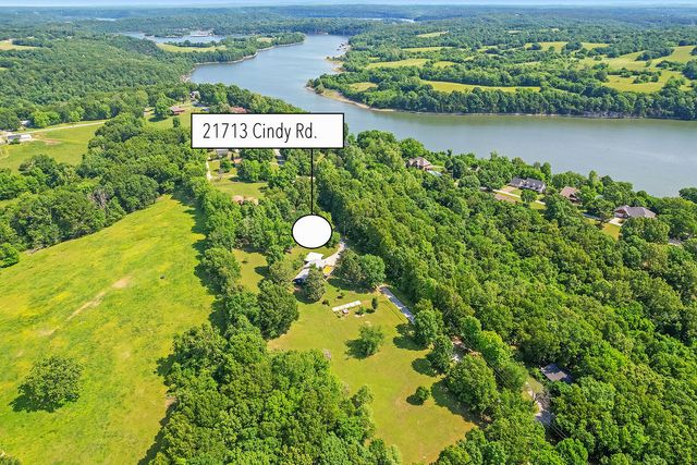 21713 Cindy Road, Springdale, AR 72764