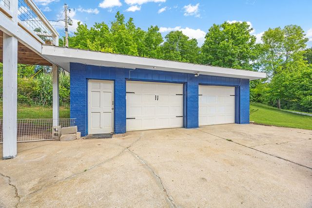21713 Cindy Road, Springdale, AR 72764